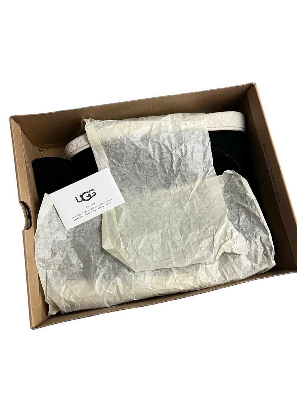UGG Mika Classic Sneaker Boot Black Shearling Fold Over Womens Size 8 W/ Box - Picture 14 of 15